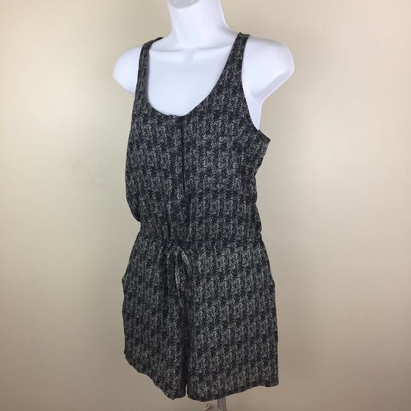 BROADWAY & BROOME Madewell Black Off White Print 100% Silk One Piece Romper - Picture 1 of 11